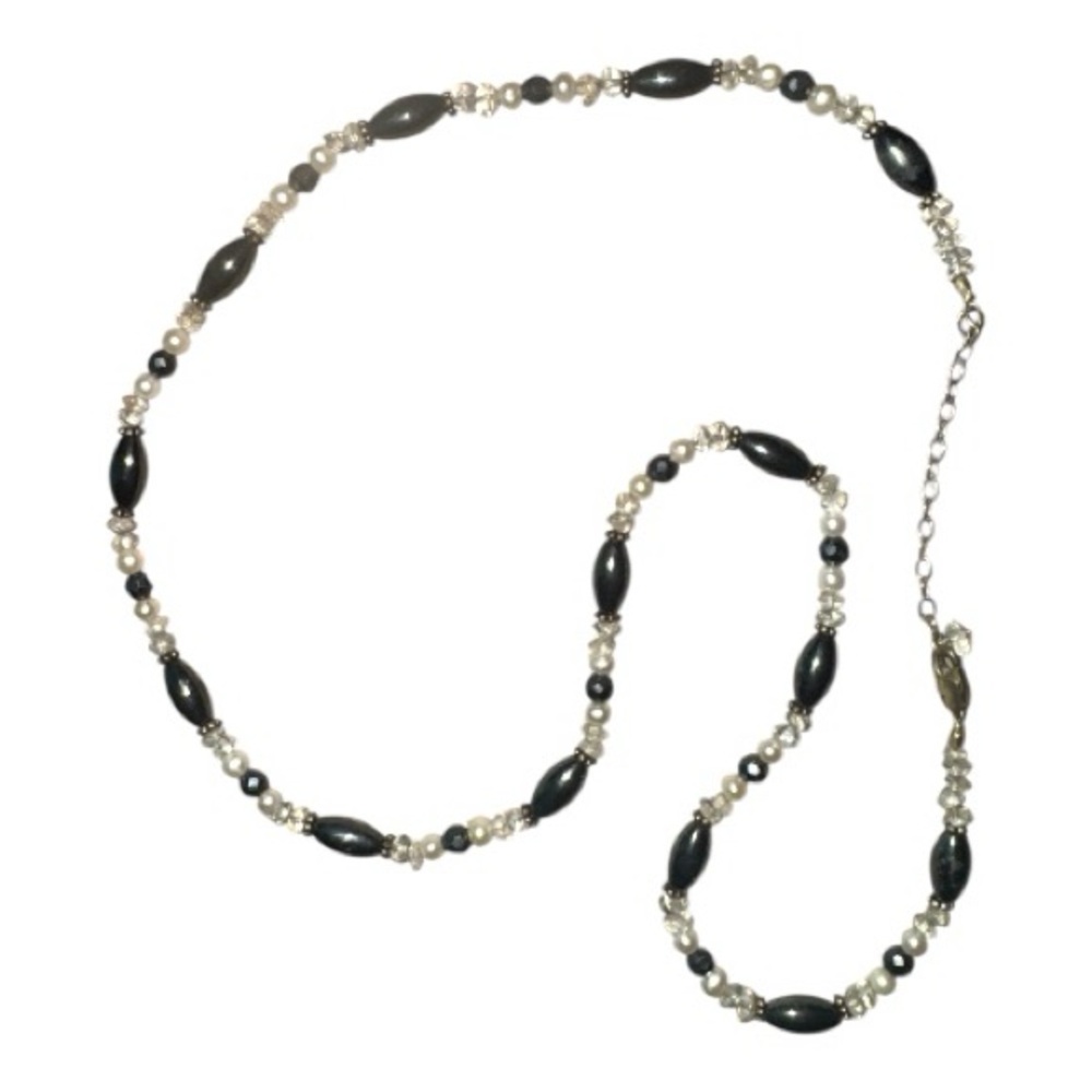 Elegant Black and Silver Beaded Necklace